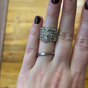 Elegant Silver Women's Ring